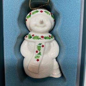 1998 Lenox Annual Holiday Snowman ornament